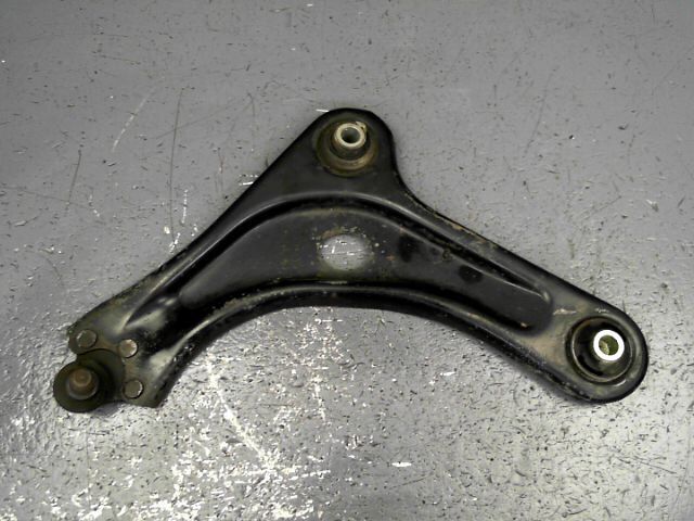 Triangle avant gauche PEUGEOT 2008 Diesel - 1