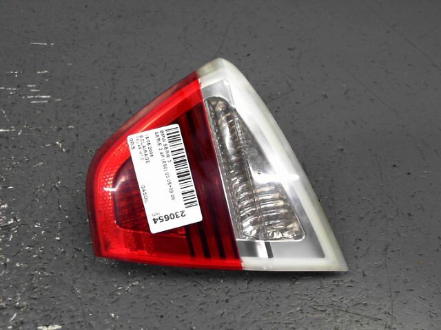 Feu arriere secondaire droit (feux) BMW SERIE Diesel - 1
