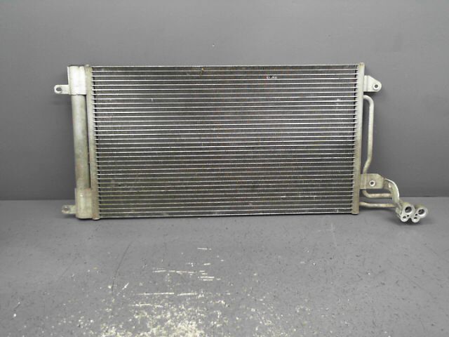 Condenseur de clim SEAT IBIZA 1.2i 12v 70ch Reference Essence - 1