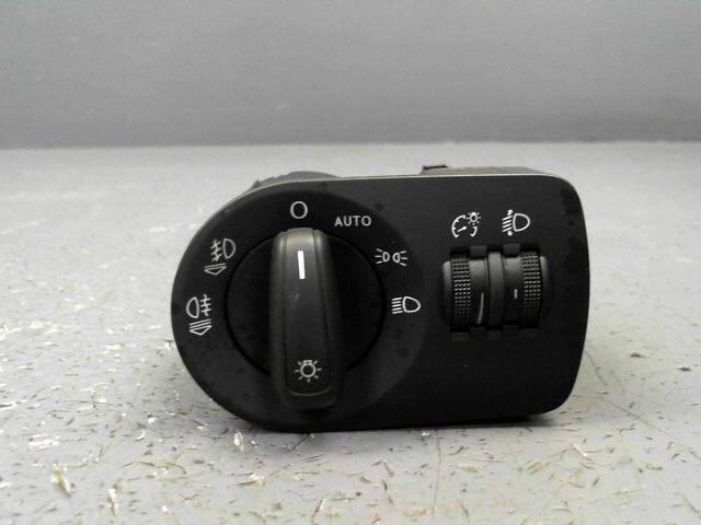 Commande de phare AUDI A1 Diesel - 1