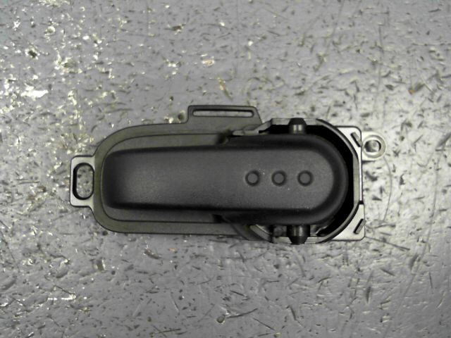 Poignee interieur avant gauche NISSAN NOTE Essence - 1