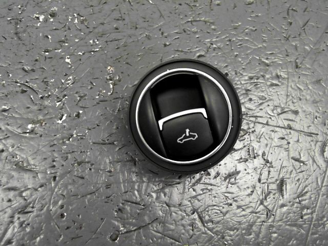 Interrupteur de capote VOLKSWAGEN SCIROCCO Essence - 1