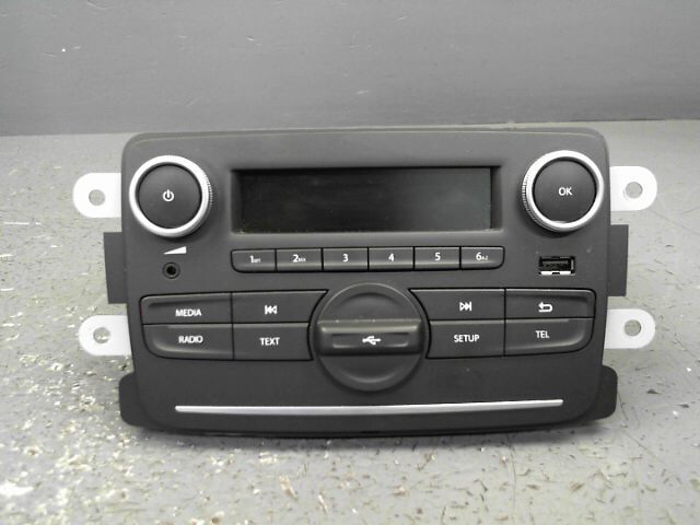 Autoradio d'origine DACIA DUSTER Essence - 1