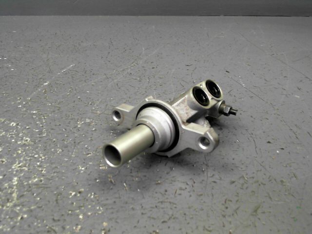 Maitre cylindre (freinage) DACIA DUSTER Essence - 1