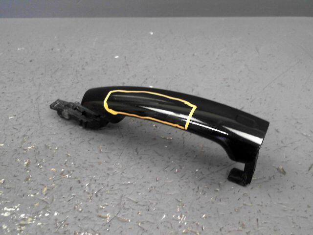 Poignee porte avant gauche AUDI A3 Diesel - 1