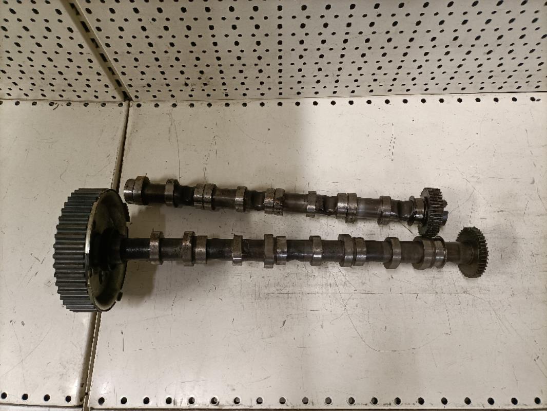 Arbre a came VOLKSWAGEN GOLF 4  - 1