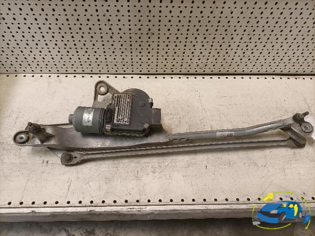 Moteur essuie glace avant