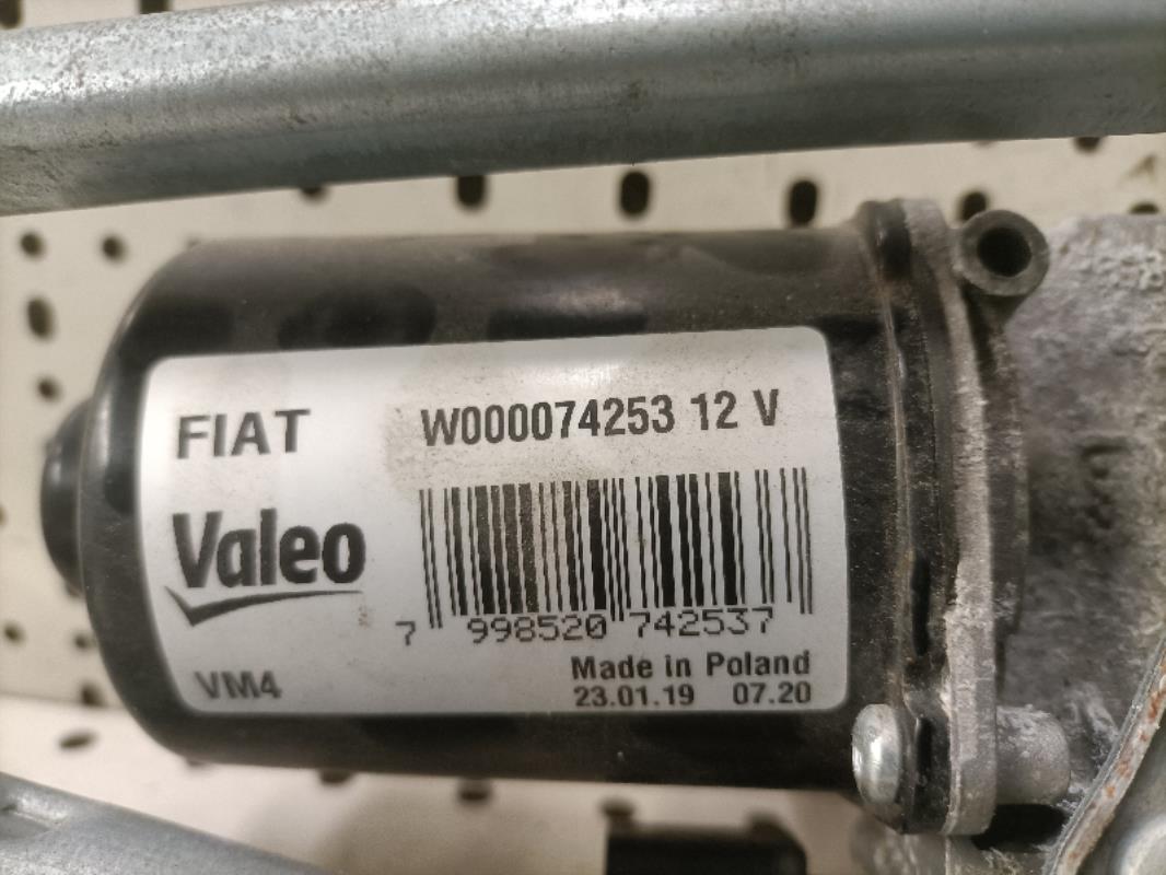 Moteur essuie glace avant