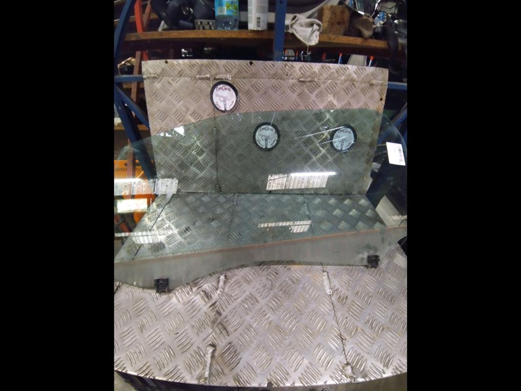Vitre avant gauche CITROEN DS3 PHASE 1  - 1