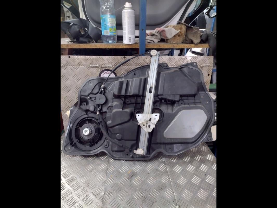 Leve vitre electrique avant gauche MAZDA 2 2 PHASE 1  - 1