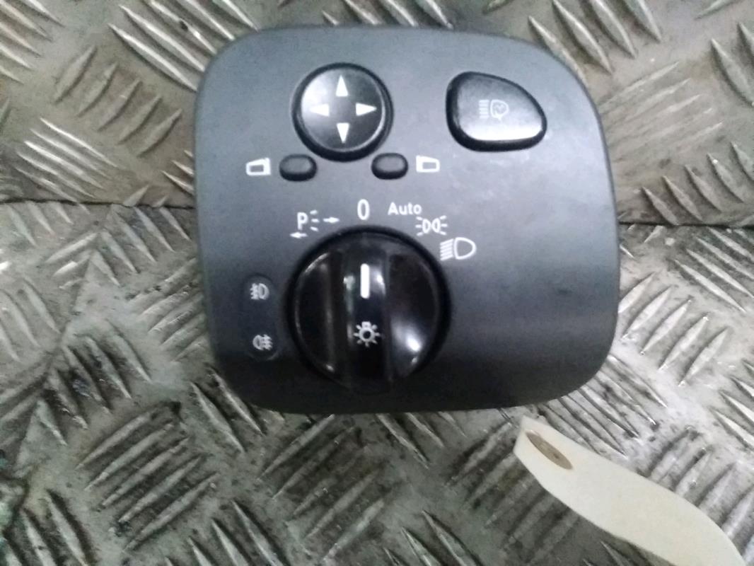 Commande de phare MERCEDES CLASSE C 203 PHASE 1  - 1