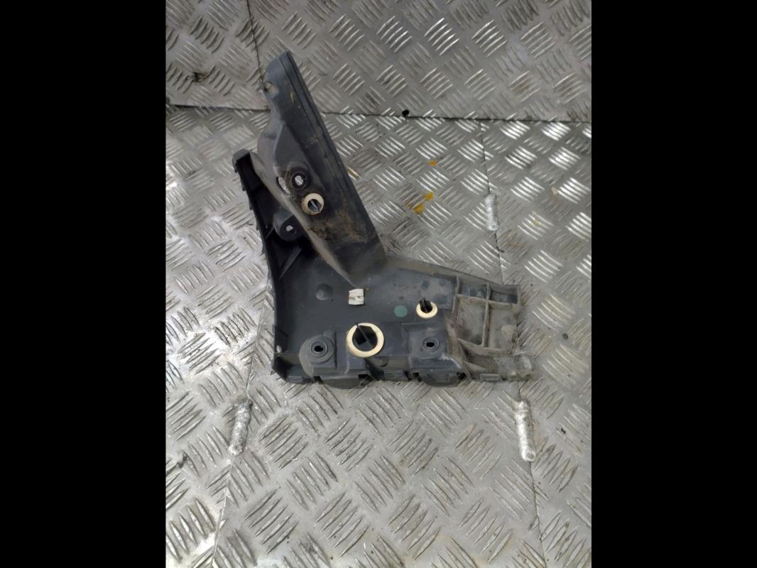 Crosse arriere droit RENAULT CLIO 3 PHASE 1  - 1