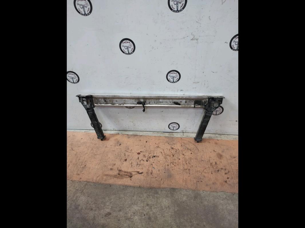 Traverse inferieure RENAULT MEGANE 3 PHASE 1 COUPE  - 1