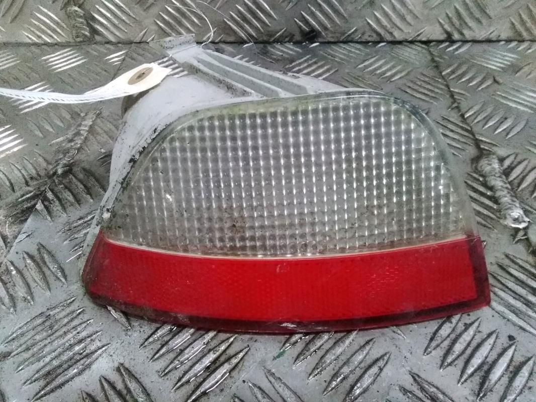 Feu de recul FORD FOCUS 2 PHASE 1  - 1