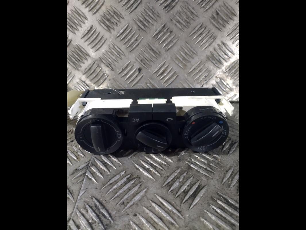 Commande chauffage VOLKSWAGEN POLO 4 PHASE 2  - 1