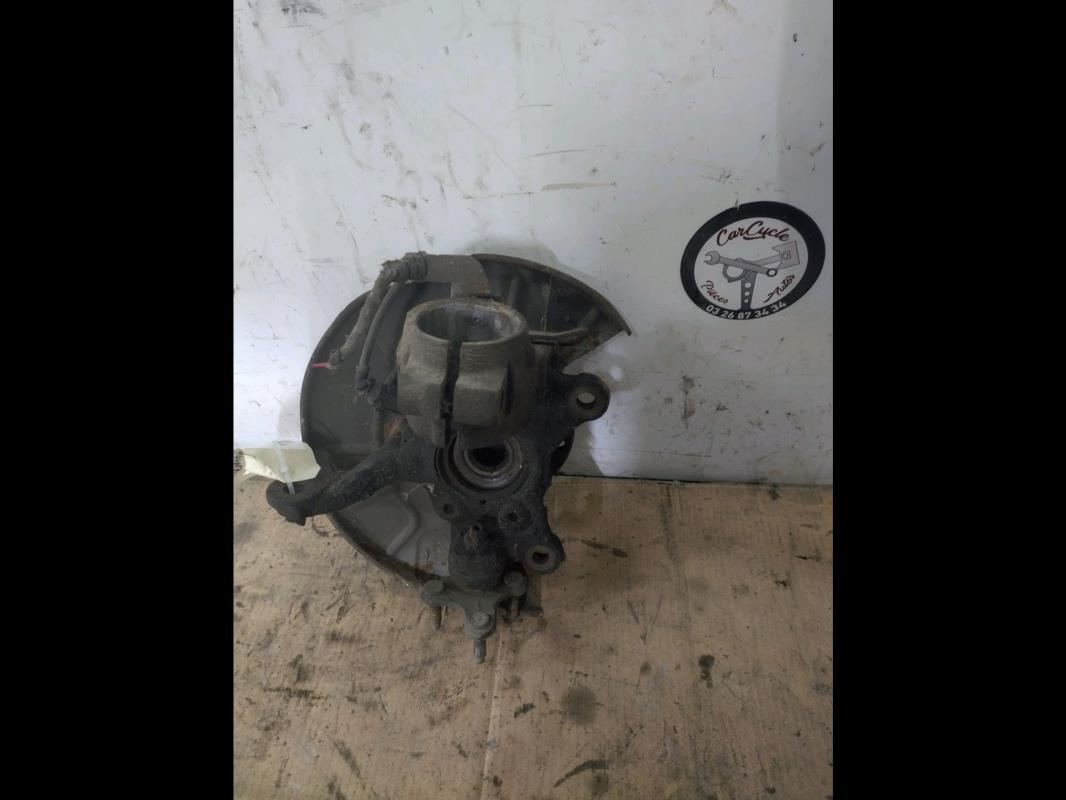 Moyeu avant gauche AUDI A3 2 PHASE 1  - 1