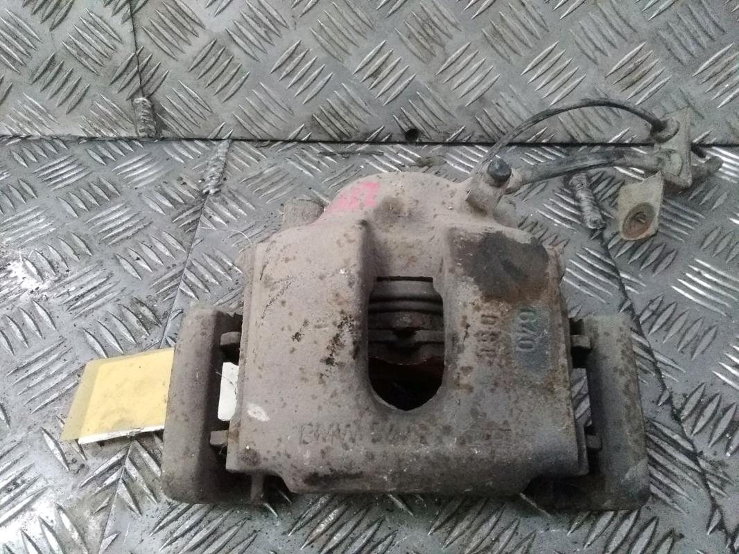 Etrier avant droit (freinage) BMW SERIE 3 E46 PHASE 2  - 1