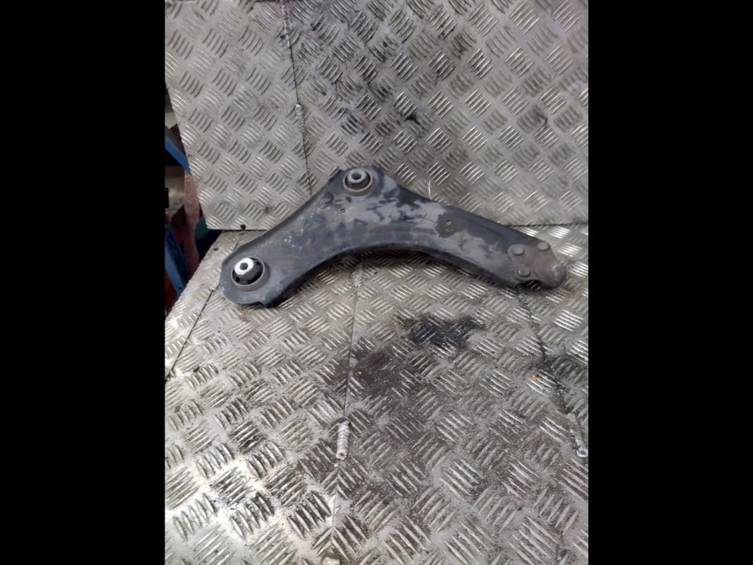 Triangle avant gauche RENAULT SCENIC 3 PHASE 1  - 1