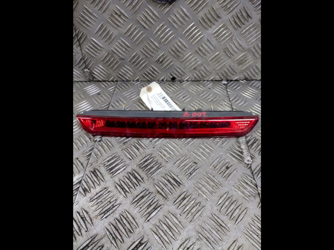 Feu arriere stop central PEUGEOT 3008 2 PHASE 1  - 1