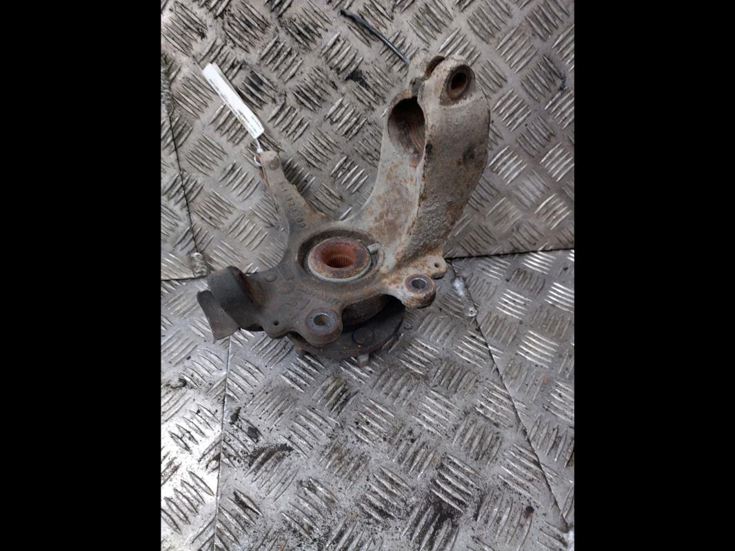 Moyeu avant gauche FORD FOCUS 2 PHASE 2  - 1