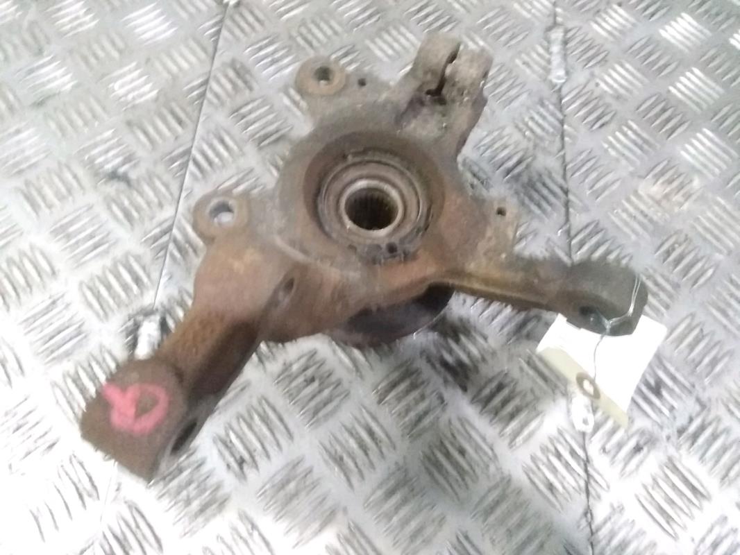 Moyeu avant gauche RENAULT CLIO 3 PHASE 1  - 1