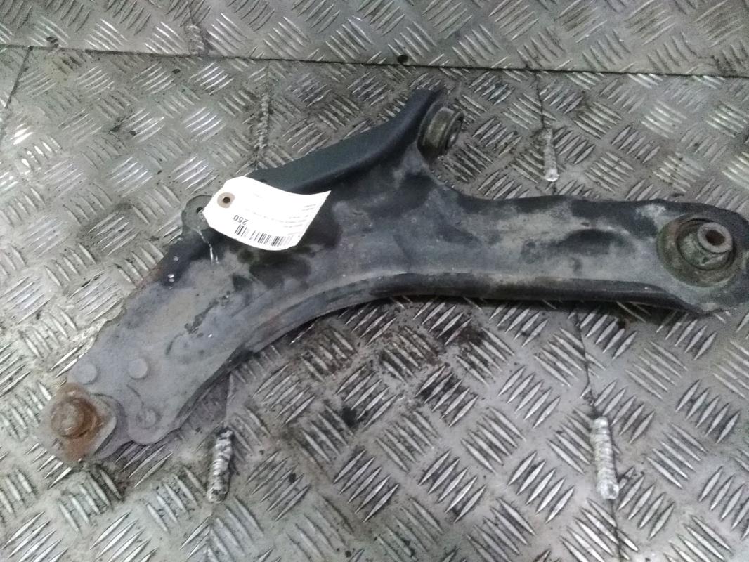Triangle avant gauche RENAULT KANGOO 2 PHASE 1  - 1