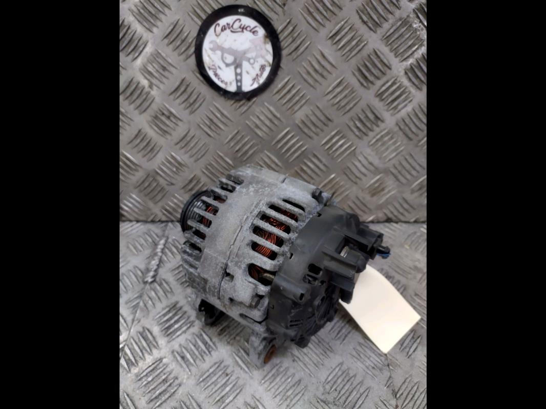 Alternateur AUDI A4 2 AVANT PHASE 2 BREAK  - 1