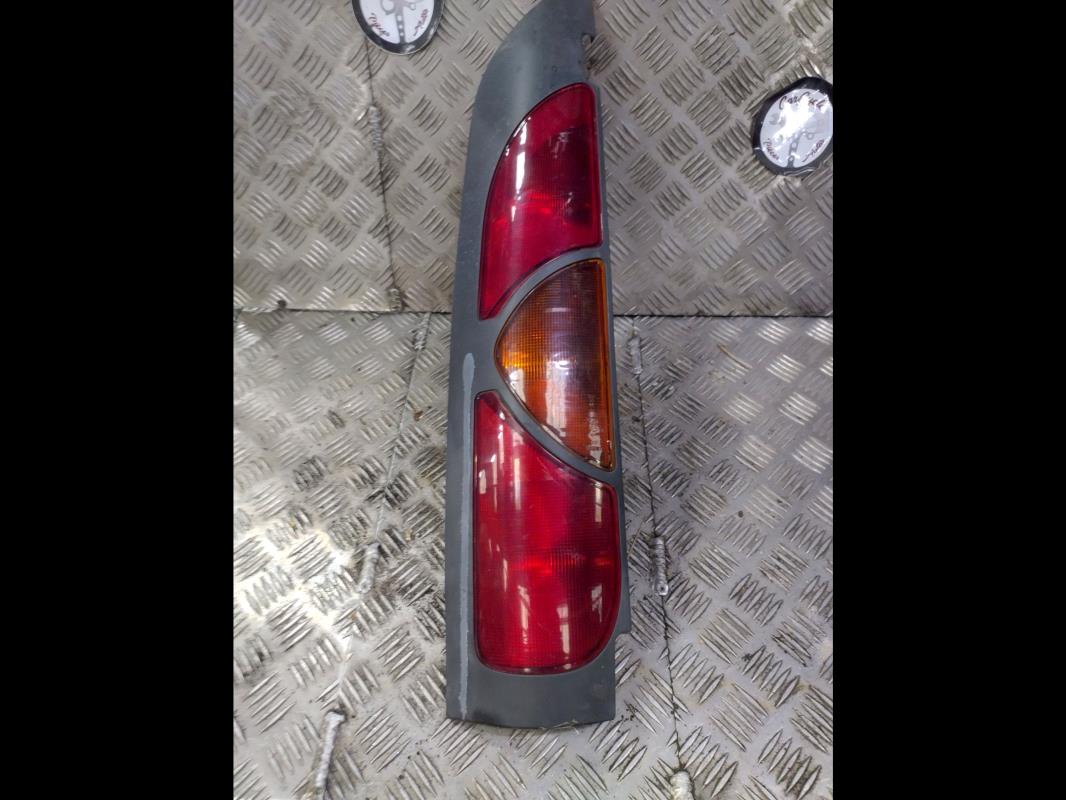 Feu arriere principal gauche (feux) RENAULT   - 1