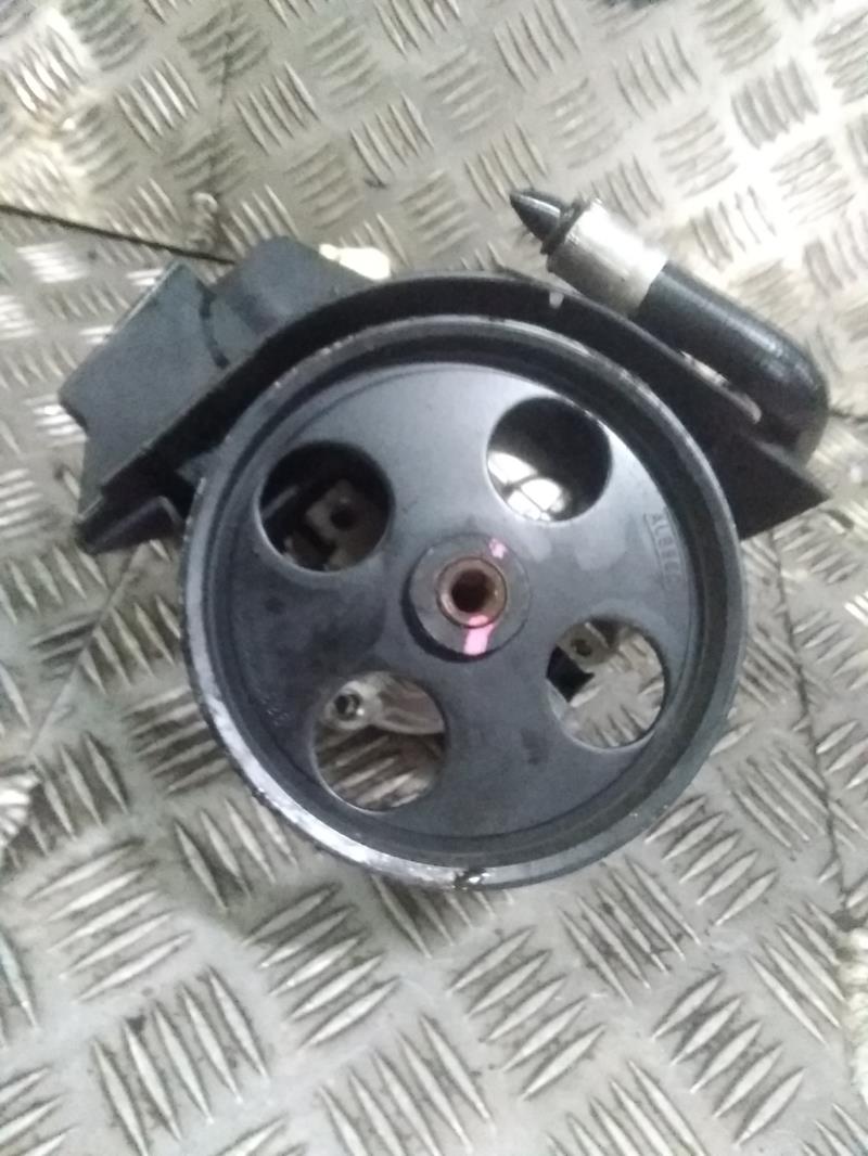 Pompe de direction PEUGEOT 206 PHASE 1  - 1