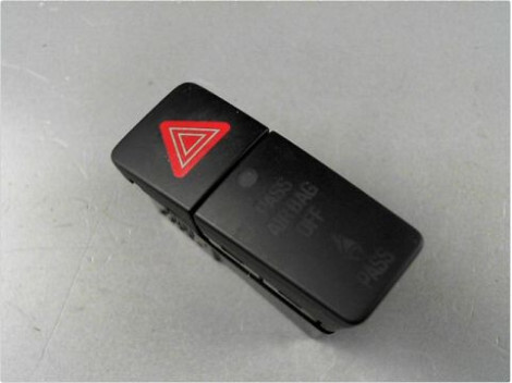 Bouton de warning SUZUKI SWIFT 2010- Essence - 1