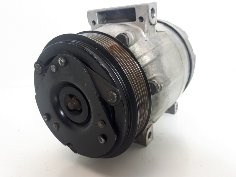 Compresseur clim RENAULT MEGANE I FASE 2 CLASSIC (LA..) 1.9 dCi Dynamique Diesel - 1