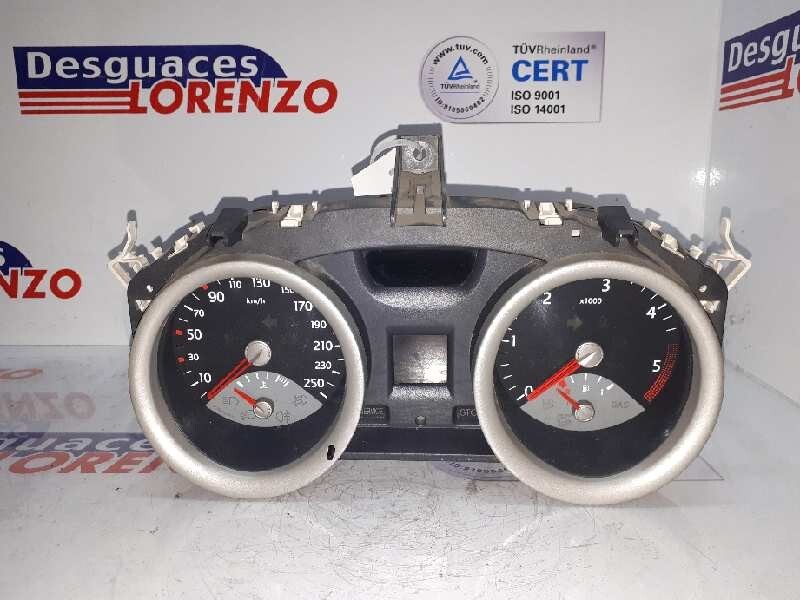 Compteur RENAULT MEGANE II BERLINA 3P Confort Authentique Diesel - 1
