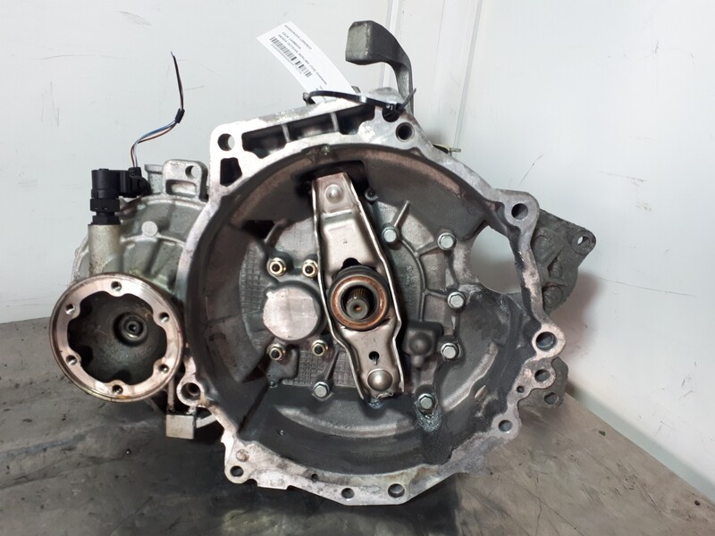 Boite de vitesses SKODA OCTAVIA BERLINA (1U2) Ambiente Diesel - 1