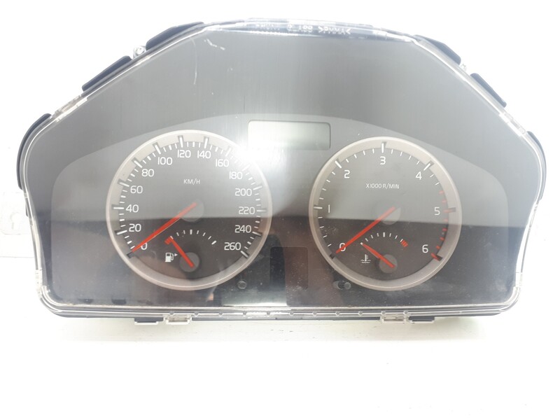 Compteur VOLVO V50 FAMILIAR 2.0 D Kinetic Diesel - 1