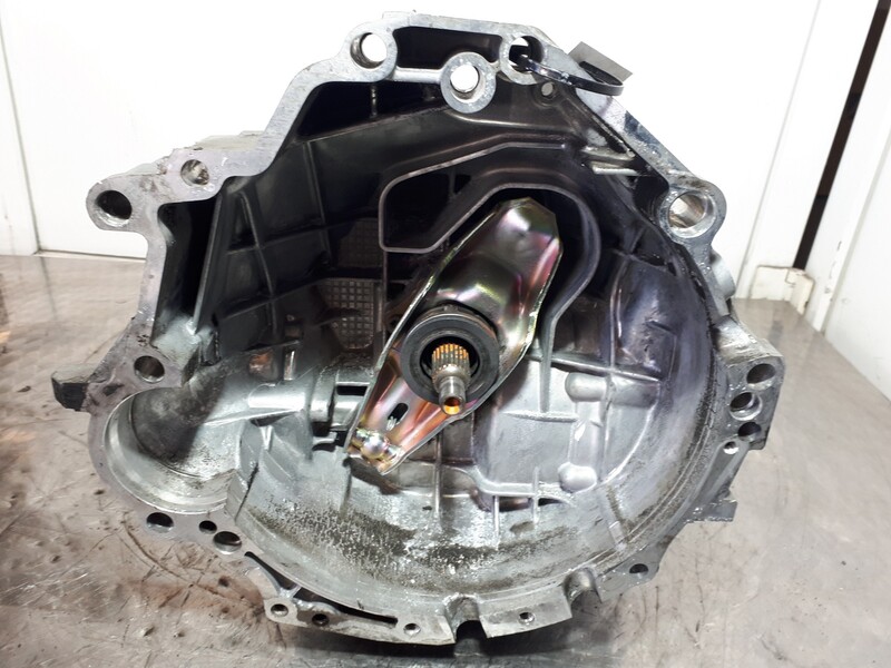 Boite de vitesses AUDI A4 BERLINA (8E) 2.0 FSI Essence - 1