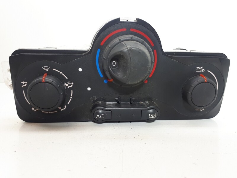 Commande chauffage RENAULT CLIO III Exception Diesel - 1