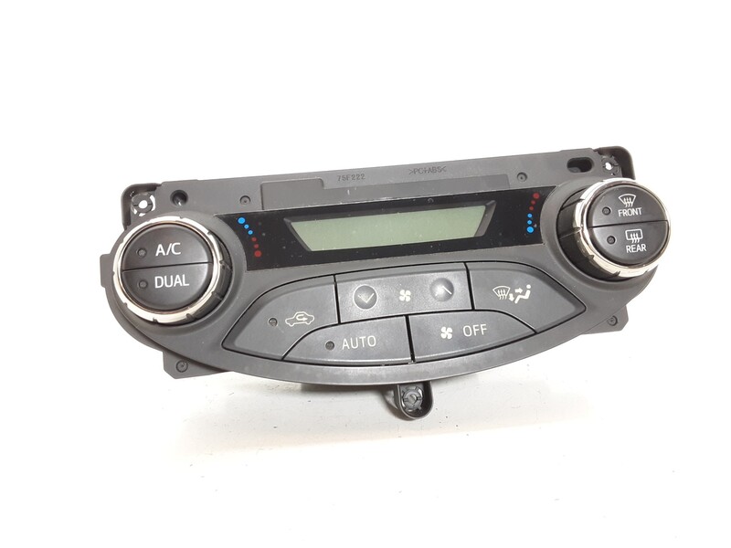 Commande chauffage TOYOTA YARIS Active Hybrid Essence - 1