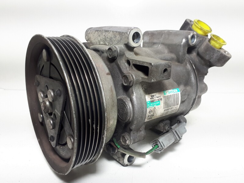 Compresseur clim RENAULT CLIO III 20 Aniversario Diesel - 1
