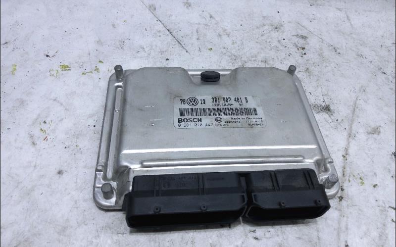 Calculateur VOLKSWAGEN PASSAT 4 Diesel - 1