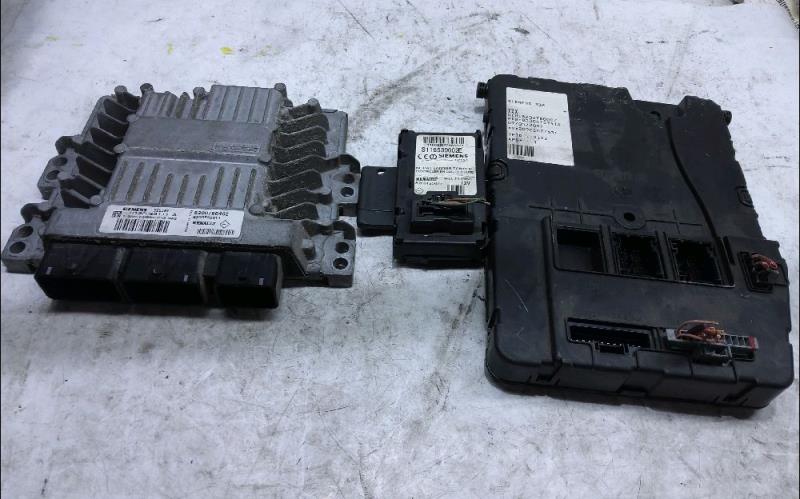 Calculateur RENAULT MEGANE 2 Diesel - 1