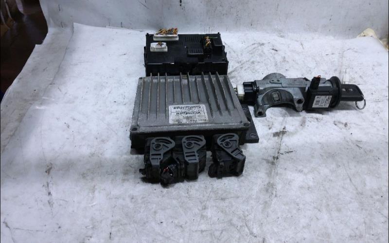 Calculateur NISSAN NOTE 1 Diesel - 1