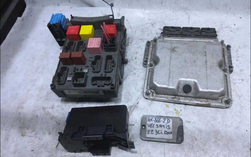 Calculateur RENAULT VEL SATIS Diesel - 1