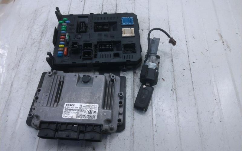 Calculateur CITROEN C4 PICASSO 1 Diesel - 1