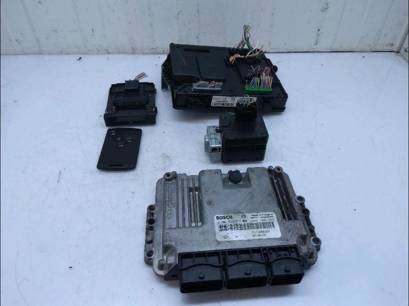Calculateur RENAULT MEGANE 3 Diesel - 1