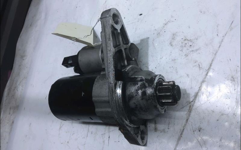 Demarreur VOLKSWAGEN FOX Essence - 1