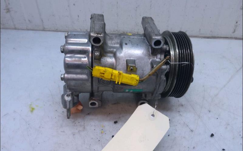 Compresseur clim PEUGEOT 206 Essence - 1