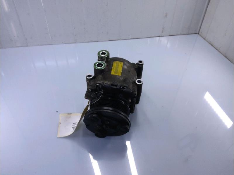 Compresseur clim FORD FIESTA 5 Essence - 1