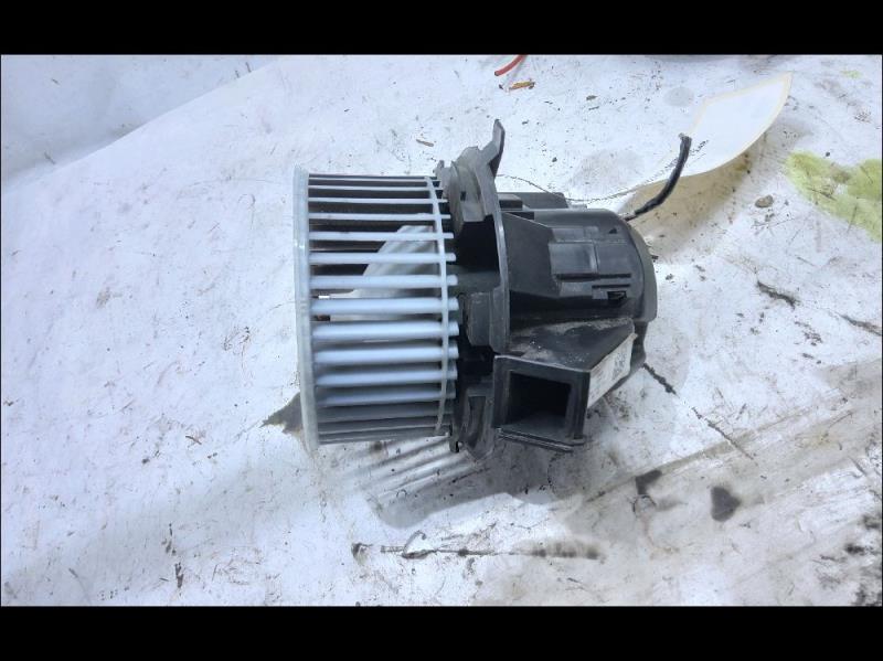 Ventilateur chauffage RENAULT TWINGO 3 Essence - 1