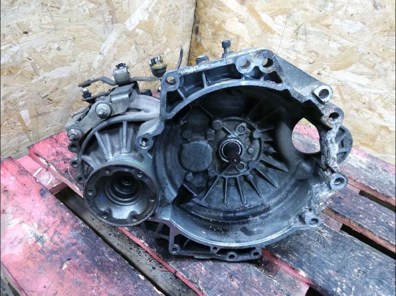 Boite de vitesses VOLKSWAGEN GOLF 4 Essence - 1