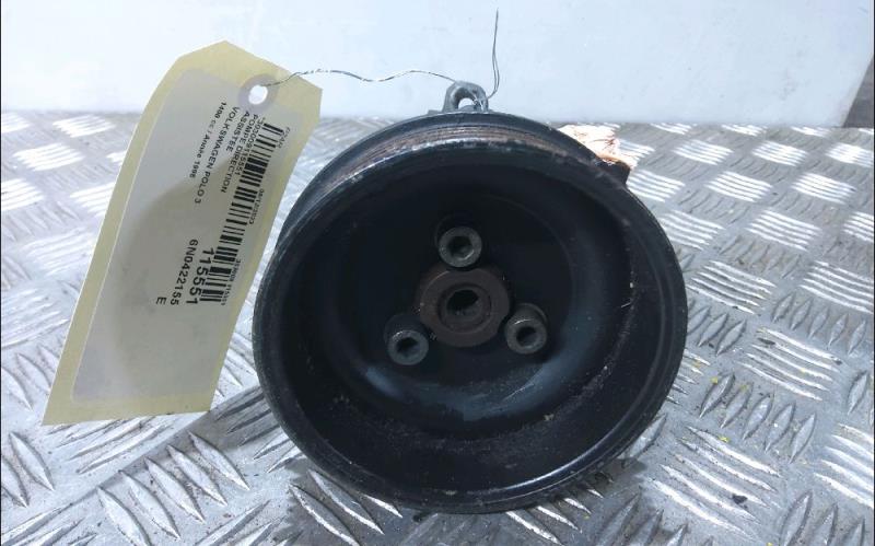 Pompe de direction VOLKSWAGEN POLO 3 Essence - 1